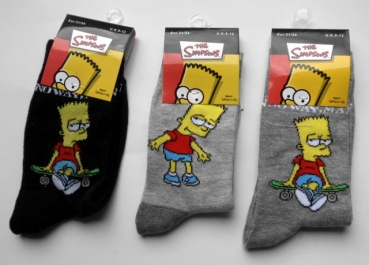 Bart Simpsons die Kindersocken aus weicher Baumwolle mit Elasthan Gr. 23/26 bis 35/38