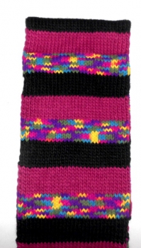 extra großer und dicker Grobstrick Damenschal "Multicolor" mit Fransen in Pink/schwarz Größe 190x22 cm